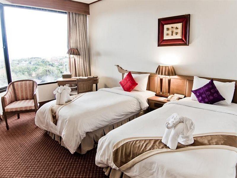 Laithong Hotel Ubon Ratchathani Dış mekan fotoğraf