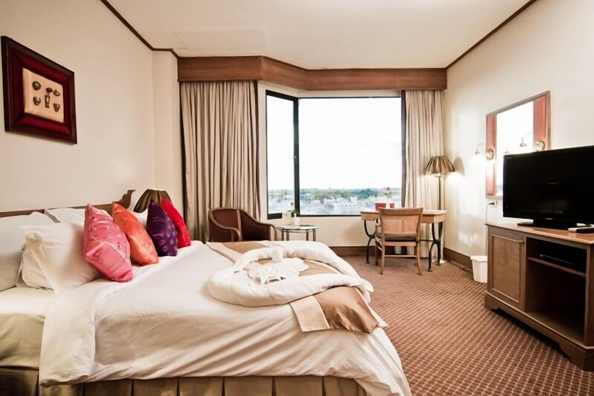 Laithong Hotel Ubon Ratchathani Dış mekan fotoğraf