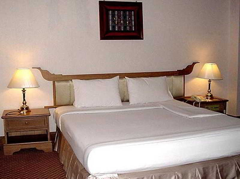 Laithong Hotel Ubon Ratchathani Dış mekan fotoğraf